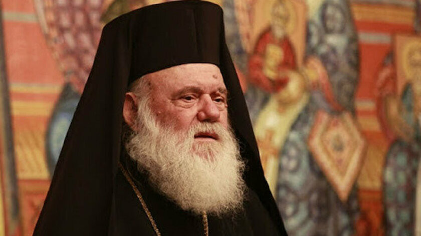 Yunanistan Başpiskoposu İslam'a hakaret yağdırdı!