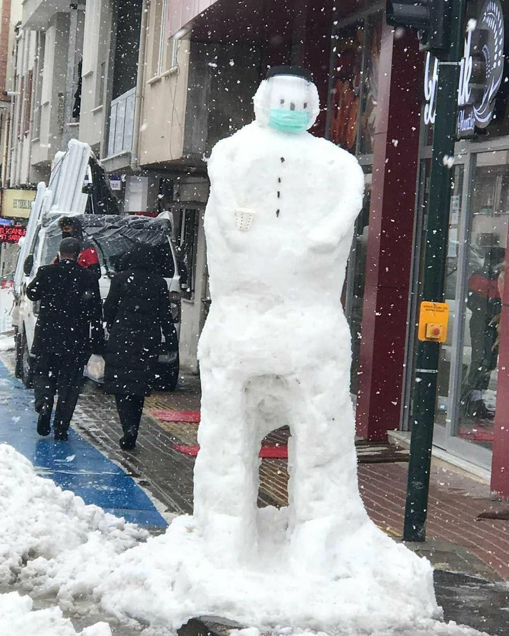 Gelinlikli kardan adam! İşte memleketten kardan adam manzaraları - Resim: 3