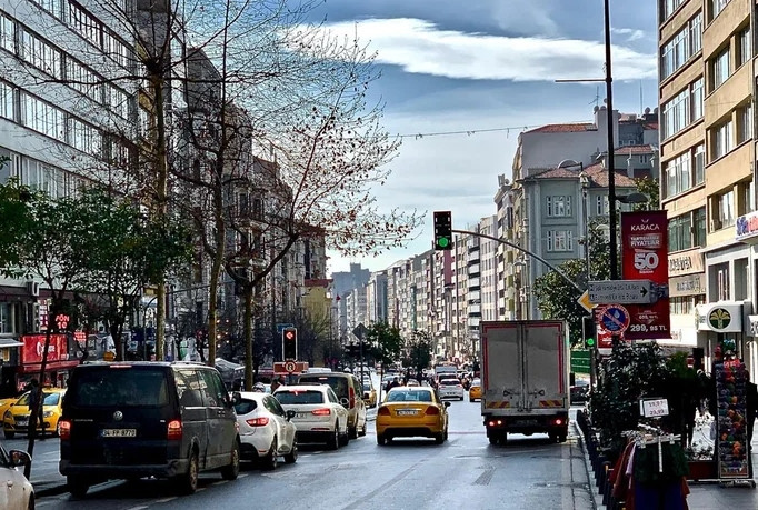 Dikkat! İstanbul'da bugün bu yollar trafiğe kapalı