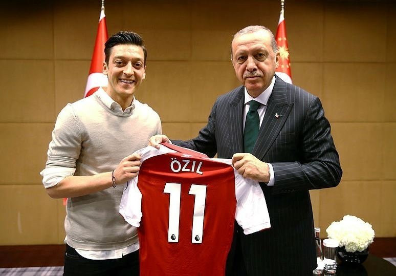 İşte Fenerbahçe'nin yeni yıldızı Mesut Özil'in hikayesi - Resim: 1