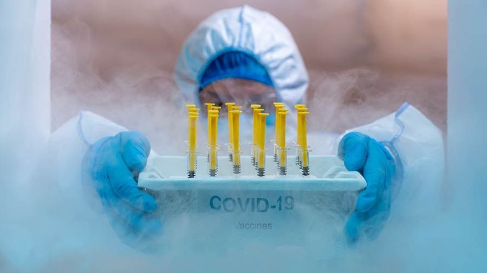 Pfizer/BioNTech aşısını taşıyacak olan uçak devasa bir buzdolabına dönüştü - Resim: 1