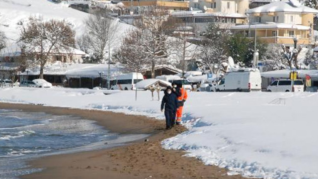 Bartın'da batan geminin kayıp 3 mürettebatını arama çalışmaları sürüyor