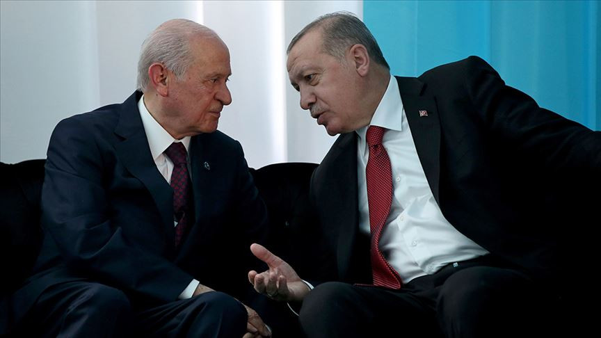 Davutoğlu: ''Erdoğan, MHP yükünden kurtulmaya çalışacak''