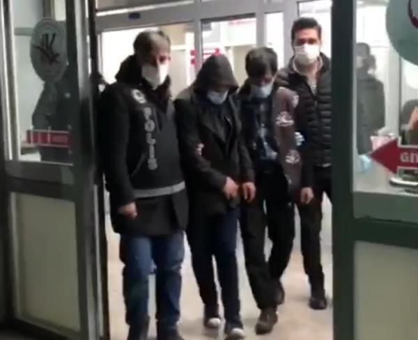İranlı yolcuların midesinden 871 gram metamfetamin çıktı - Resim: 1