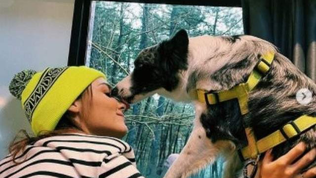 Hande Erçel'in köpeği ile paylaşımları sosyal medyayı salladı