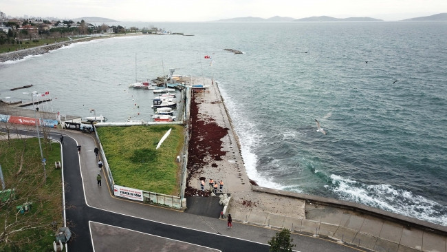 İstanbul'da Caddebostan Sahili kırmızıya büründü - Resim: 3