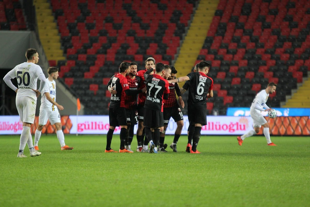 Süper Lig'de şampiyonluk oranları güncellendi - Resim: 1