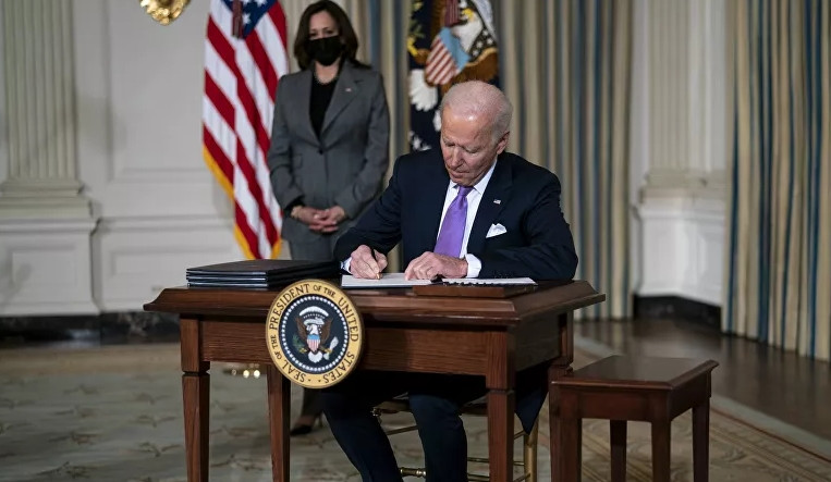 Biden F-35’lerin de bulunduğu birçok askeri satışı askıya aldı