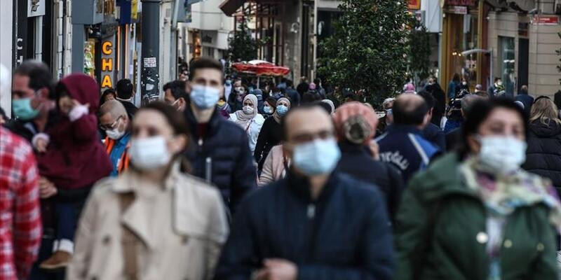 Türkiye'de yayılan mutasyonlu koronavirüs için kritik uyarı: Çift maske takın
