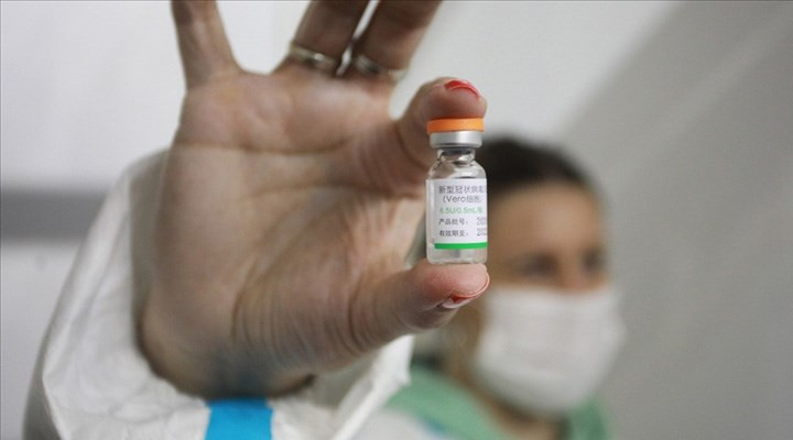 Peru'da ilk koronavirüs aşısı yapıldı