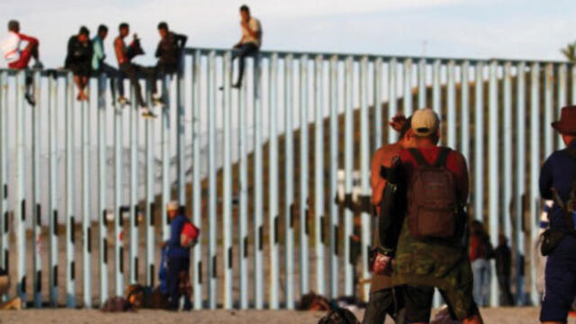 ABD, Meksika'da bekletilen 25 bin sığınmacıyı kabul edecek