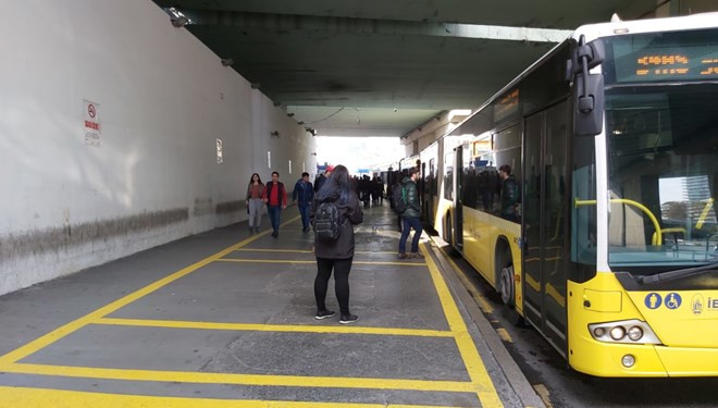 İstanbul'da toplu taşıma yasağı esnetildi