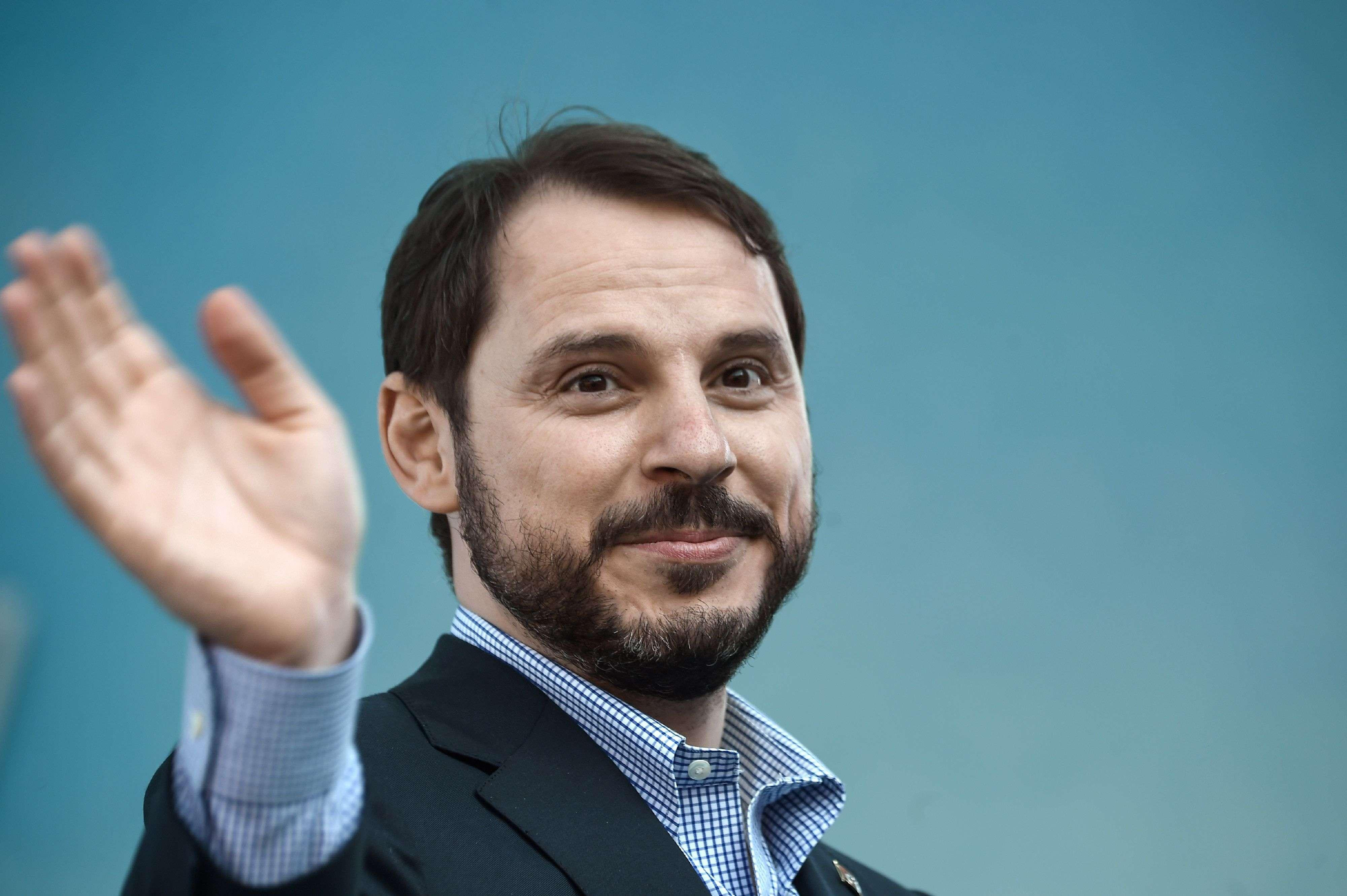 Berat Albayrak'a AK Parti kalkanı!