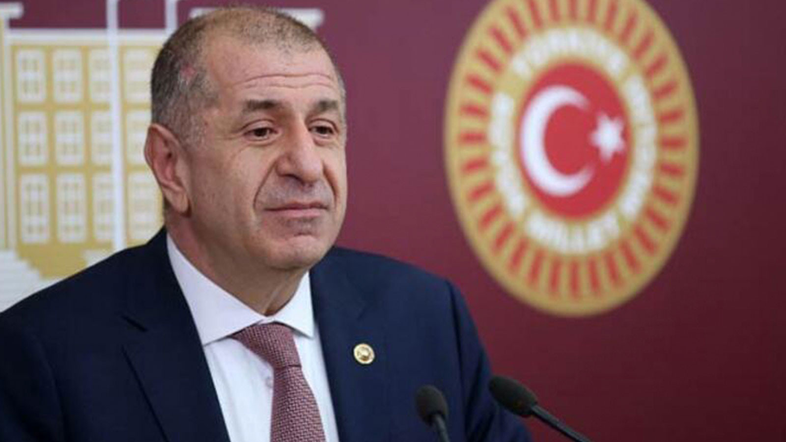 Özdağ’dan Uygur Türklerine ziyaret
