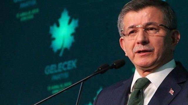 Davutoğlu'ndan Albayrak itirafı: Erdoğan'a neredeyse yalvardım!