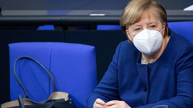 Merkel uyardı: Salgında üçüncü dalga oluşabilir