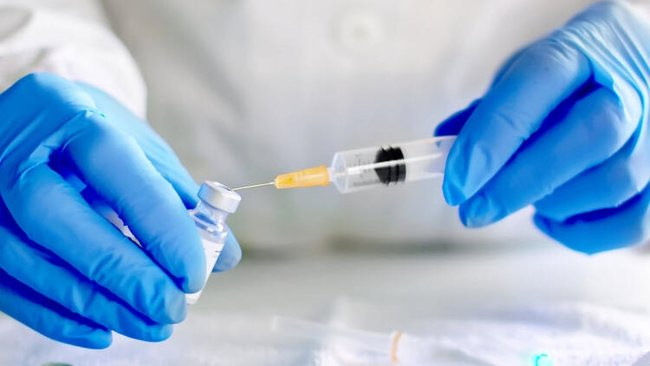 Öğretmenlerin Kovid-19 aşı takvimi belli oldu