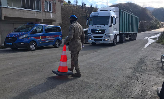 İşte cenaze töreninin sonu: 22 kişiye virüs bulaştırdı!