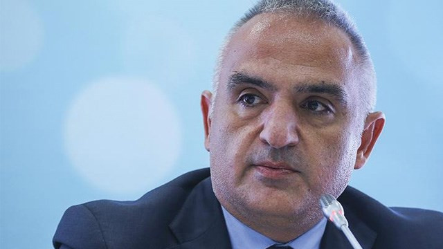 Bakan Ersoy RTÜK cezalarını ''eşit ve tarafsız'' olarak değerlendirdi