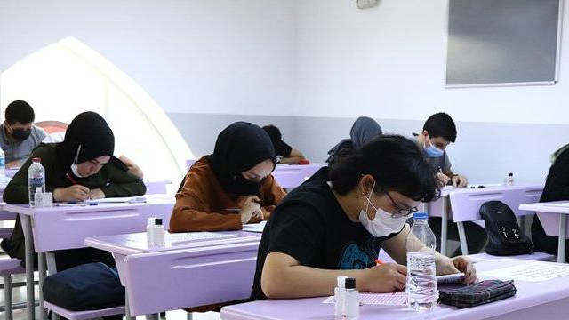 Bakan Selçuk açıkladı: Liselerde yüz yüze sınavlar ne zaman başlıyor?