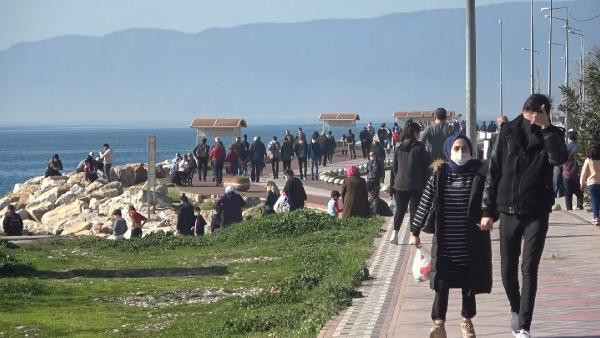 Sıcak havayı gören vatandaşlar sahillere akın etti - Resim: 3