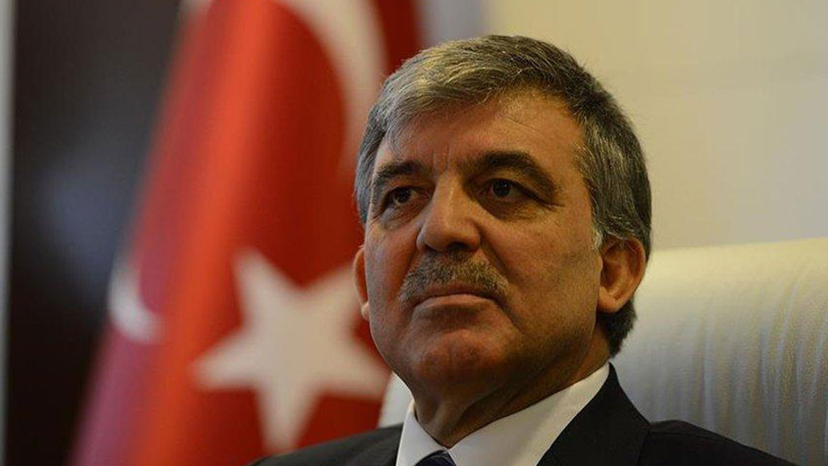 Abdullah Gül'ün avukatı Gül'ü bıraktı!