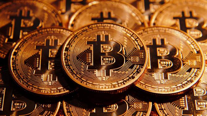 Bitcoin 54 bin doları aştı
