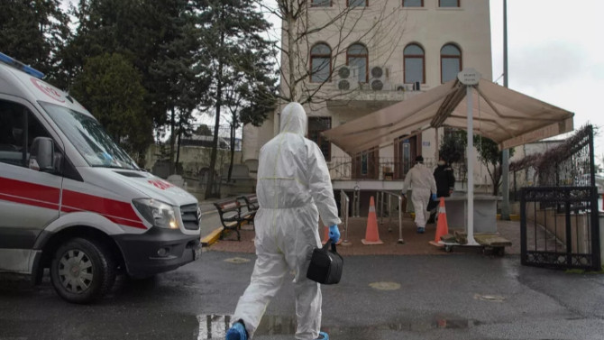 İstanbul'da cami tuvaletinde intihar etti