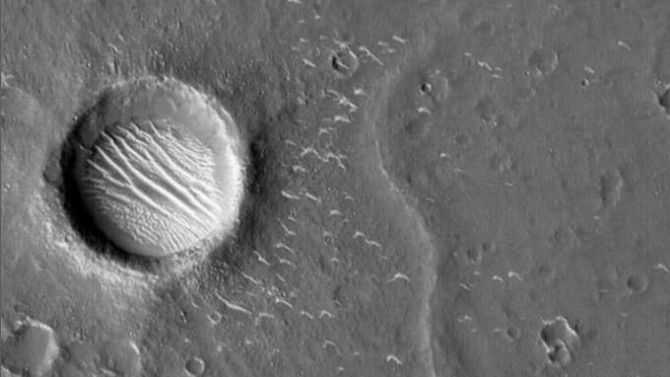 Mars'tan sürpriz fotoğraf
