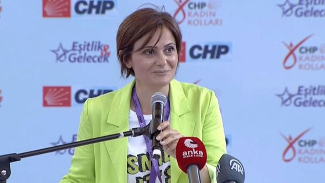 CHP'de ''başörtülü kadına hakaret'' soruşturması