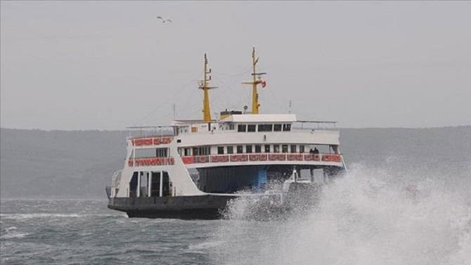 Deniz ulaşımına fırtına engeli Seferler iptal edildi