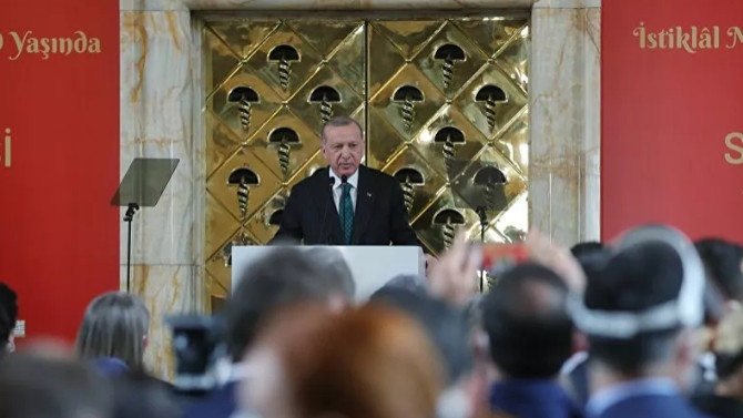 Erdoğan: ''Modern Sevr'leri yırtıp atıyoruz''
