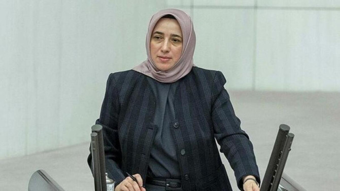 AK Partili Zengin: ''Başı açık olan kadınlar daha avantajlı''
