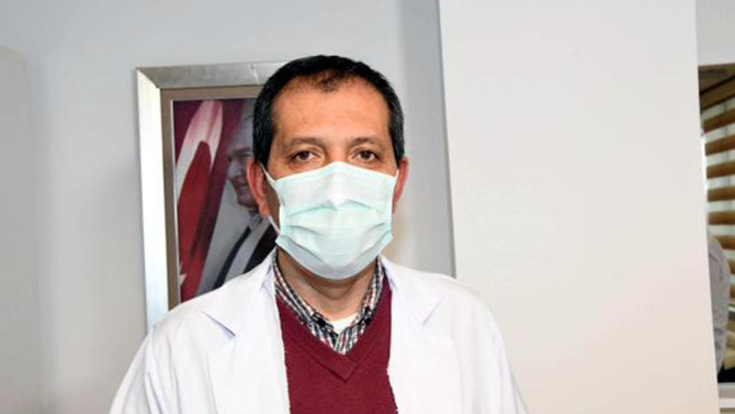 Prof. Dr. Ertuğrul açıkladı: Çift maske takmak işe yarıyor mu?