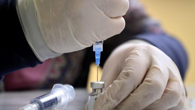 Şili'de 6 aylık bebeğe koronavirüs aşısı yapıldı