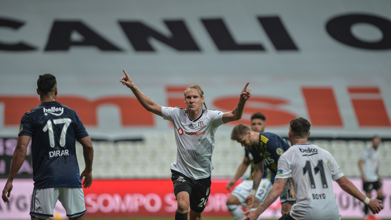 İç sahada Beşiktaş, dış sahada Fenerbahçe!