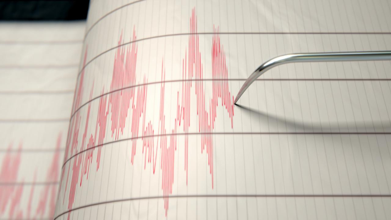 İran’da 5,7’lik deprem