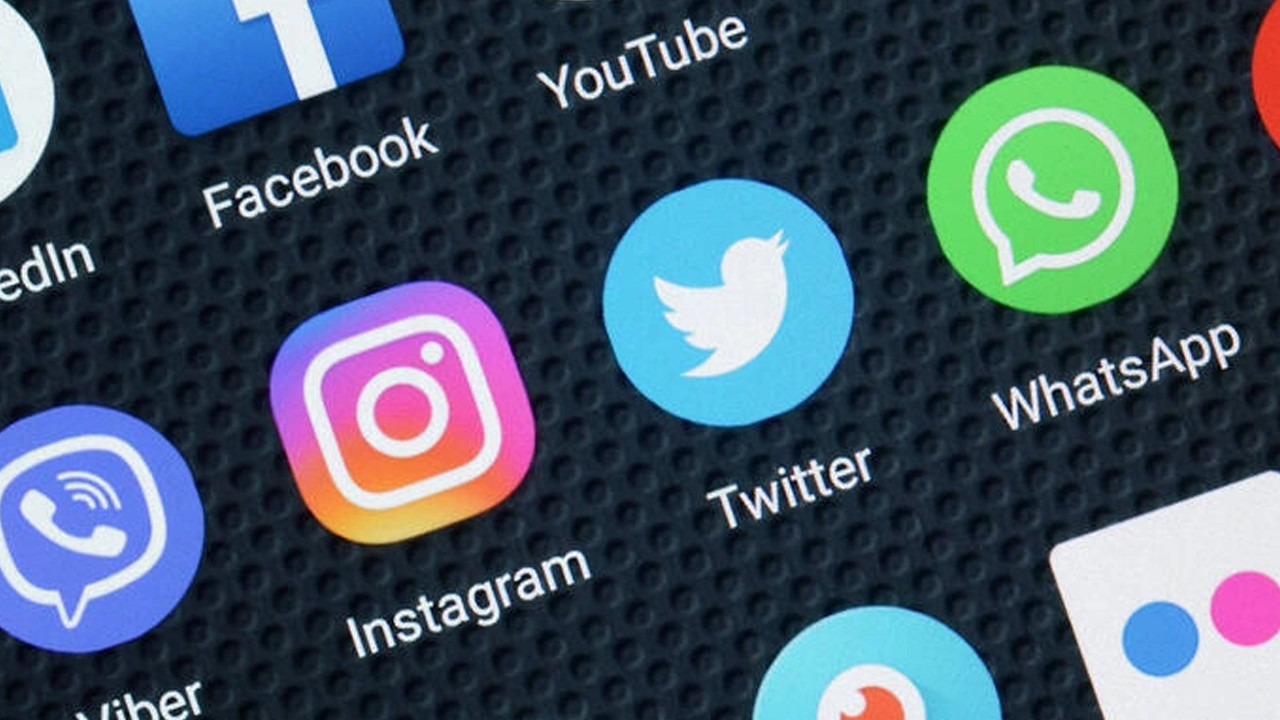 WhatsApp ve Instagram çöktü mü? İlk açıklama geldi