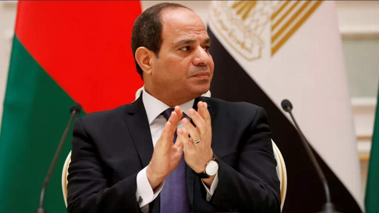 Sisi’den kadınları destekleme ve koruma talimatı