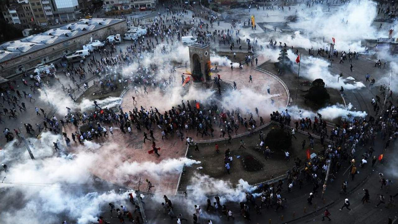 Aralarında Erdoğan da var! 25 isim hakkında suç duyurusu