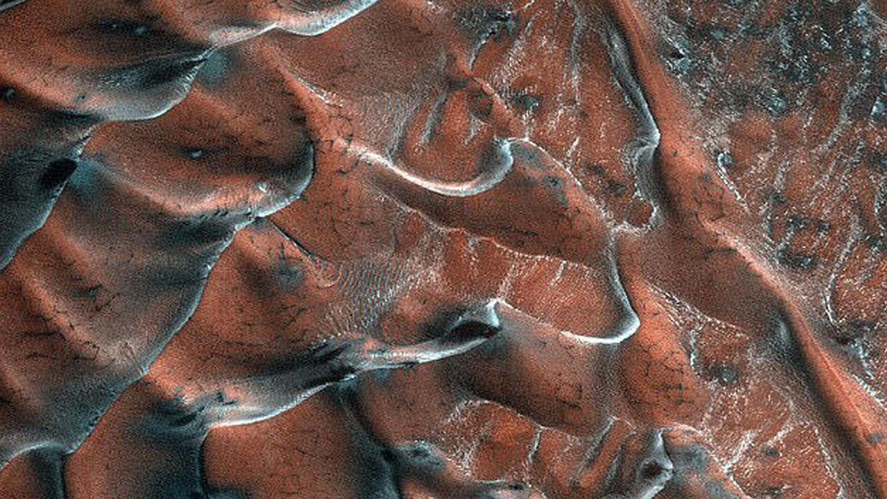 NASA, Mars'tan yeni fotoğraf paylaştı