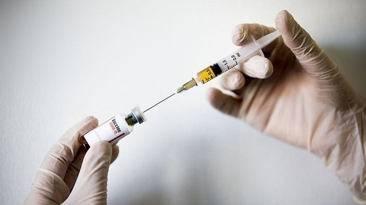 Yerli koronavirüs aşısının yan etkileri açıklandı