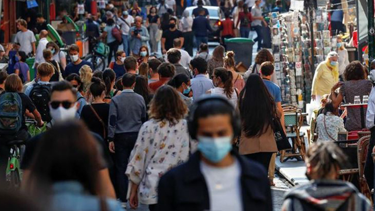 İstanbul İl Sağlık Müdürü açıkladı: ''Üçüncü piki yaşıyoruz''
