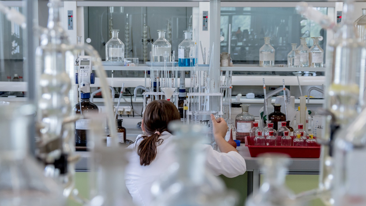 Pfizer/BioNTech ve Moderna aşılarının tarifi yayınlandı