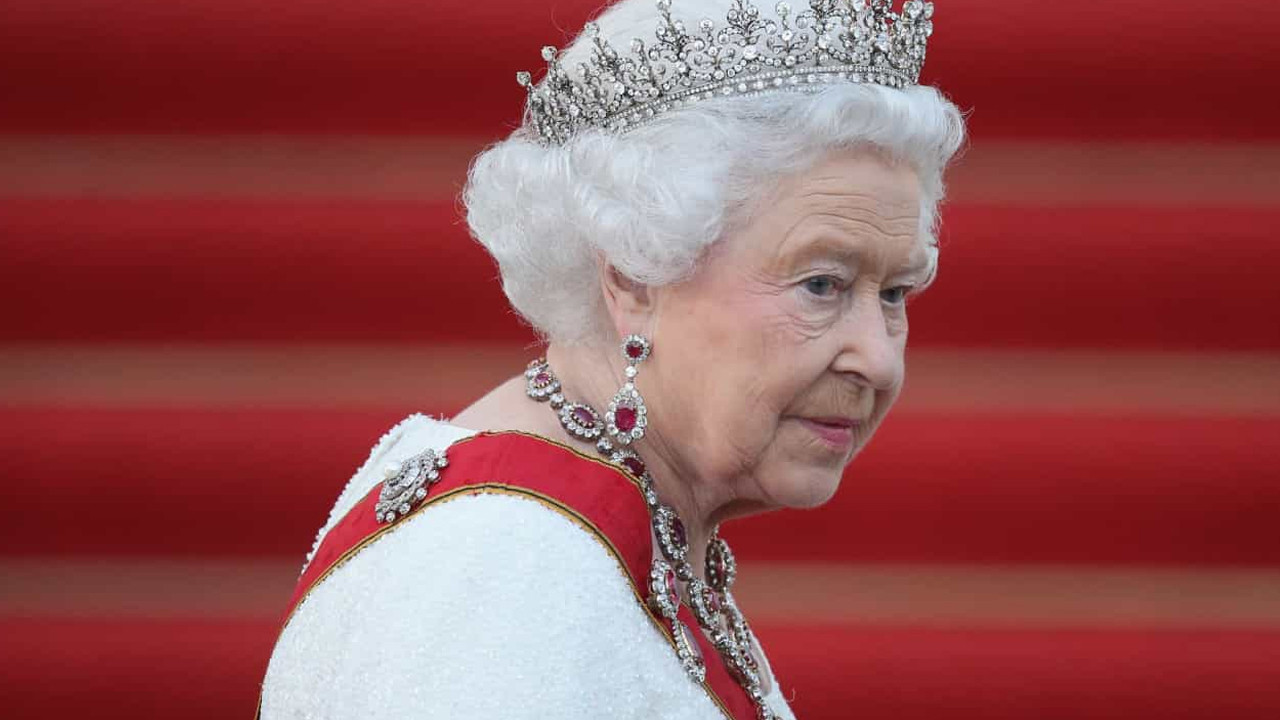 Kraliçe II. Elizabeth, 2 mücevherini mezarına götürecek