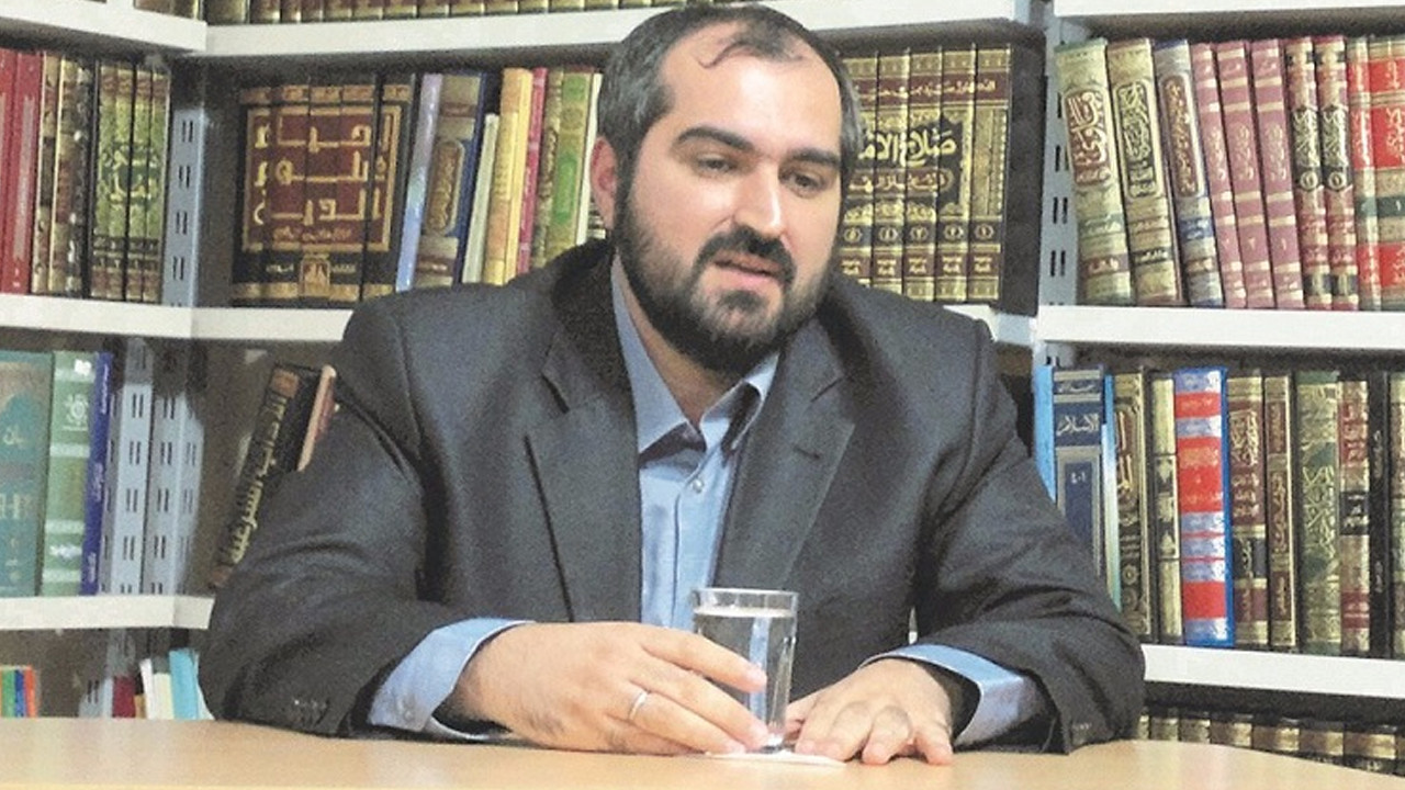 Görevden alınan Ayasofya imamı tepkiler sonrası hesabını kapattı