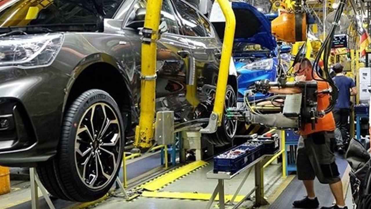 Çip krizi nedeniyle Ford, üretimi durdurdu