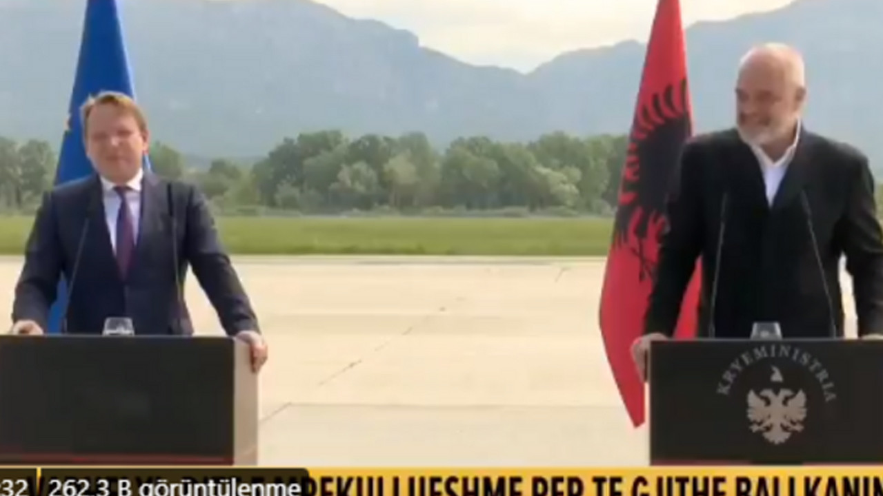 Basın toplantısında THY sürprizi