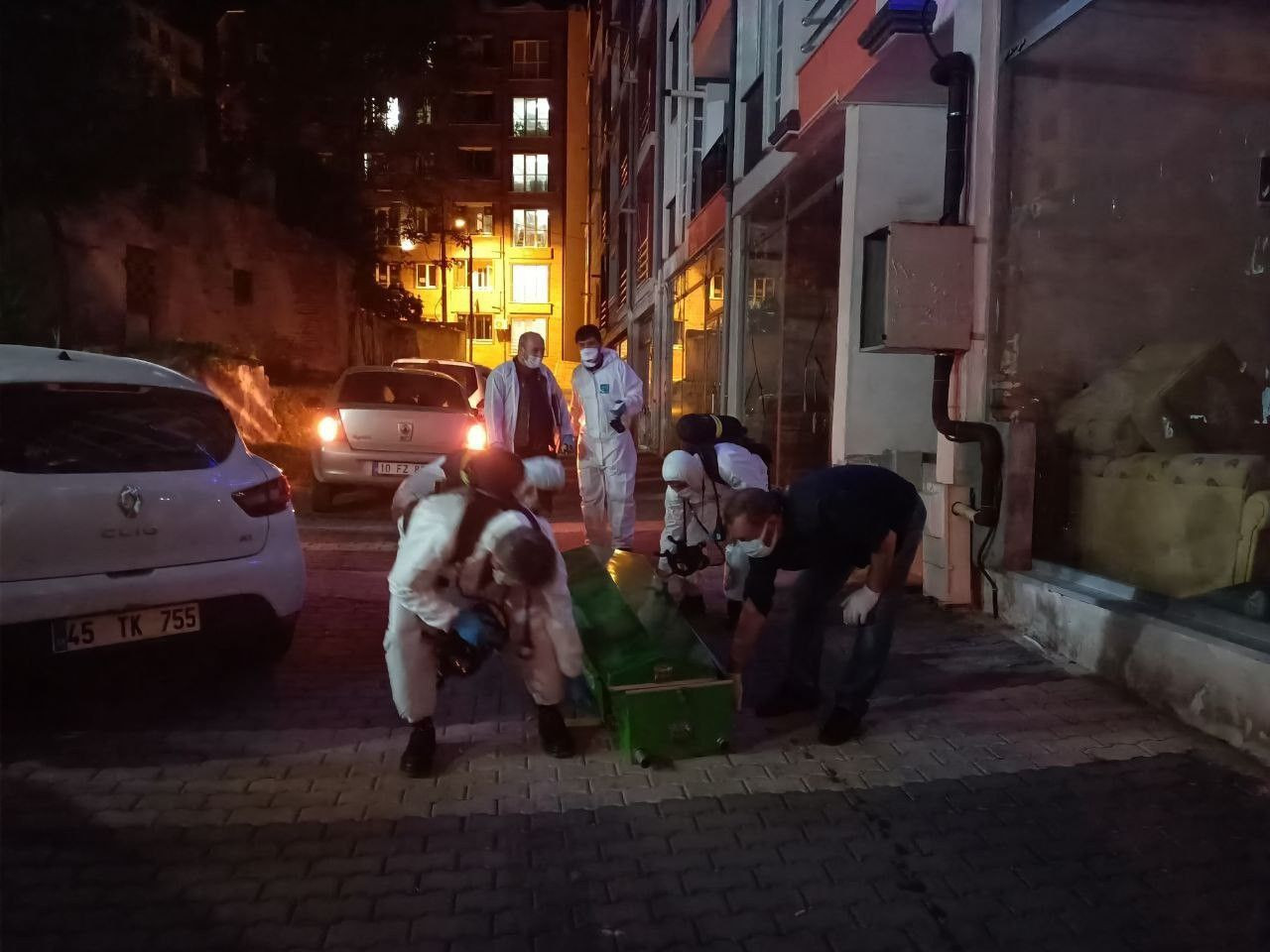 Balıkesir'de sır cinayet! Kötü koku ortaya çıkarttı - Resim: 1
