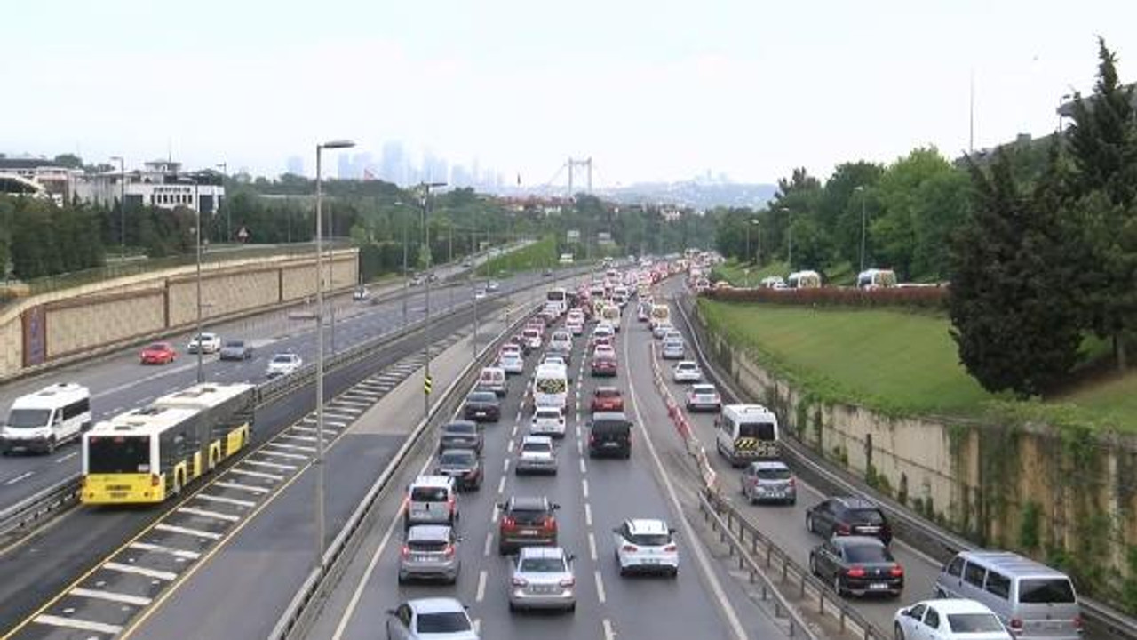 Tam kapanma sonrası İstanbul trafiği normale döndü